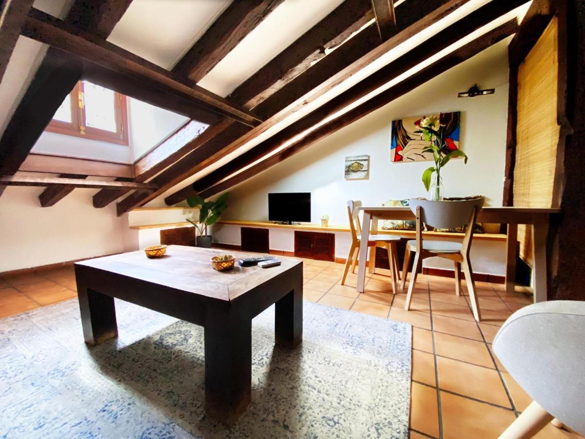 La Cueva De Leon Apartment Madrid Bagian luar foto